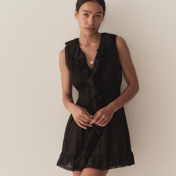 Doen Dresses & Skirts - Doen Black Ruffle Mini Dress